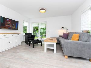 23675716-Ferienwohnung-4-Esens-300x225-2