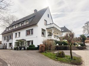 23502719-Ferienwohnung-9-Eslohe-300x225-2