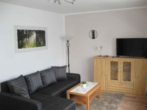 23461138-Ferienwohnung-3-Eslohe-300x225-5