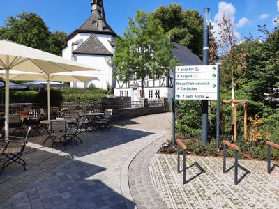 Ferienwohnung Am Kurpak Eslohe, Familie Siewers - Eslohe Hausansicht "Gastronomie"