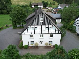 23424899-Ferienwohnung-10-Eslohe-300x225-5