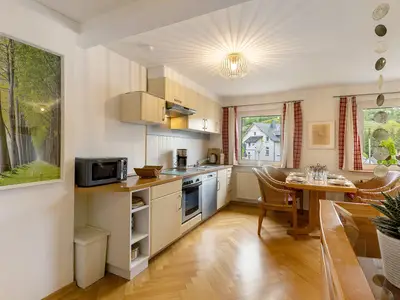 Photo, INSIDE, OUTSIDE