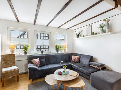 Photo, INSIDE, OUTSIDE