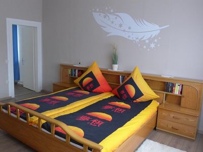 Großes Schlafzimmer