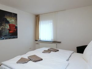 22284039-Ferienwohnung-2-Essen-300x225-2