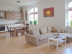 21664661-Ferienwohnung-14-Essen-300x225-1