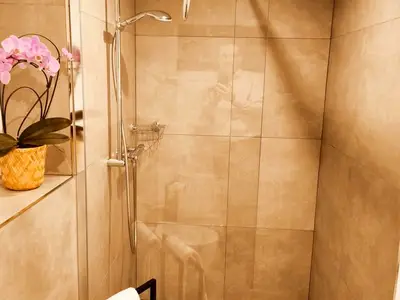 Ferienwohnung für 5 Personen (79 m²) in Essen 1/10