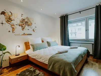 Ferienwohnung für 7 Personen (90 m²) in Essen 1/10