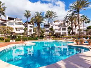 23845746-Ferienwohnung-4-Estepona-300x225-2