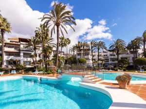 23845746-Ferienwohnung-4-Estepona-300x225-4