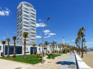 23868624-Ferienwohnung-6-Estepona-300x225-3