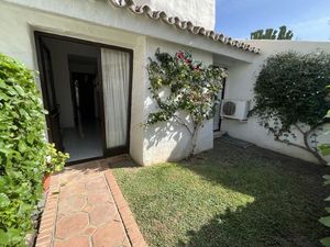 21594083-Ferienwohnung-3-Estepona-300x225-2