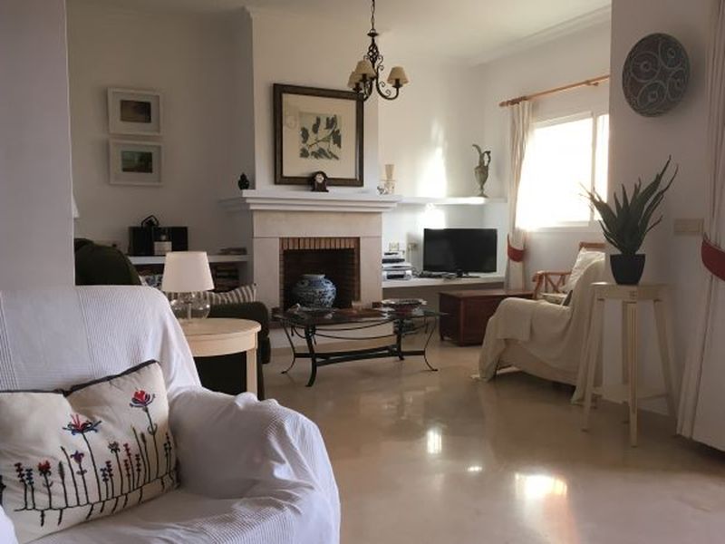 21715201-Ferienwohnung-5-Estepona-800x600-2