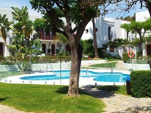 21594089-Ferienwohnung-3-Estepona-300x225-0