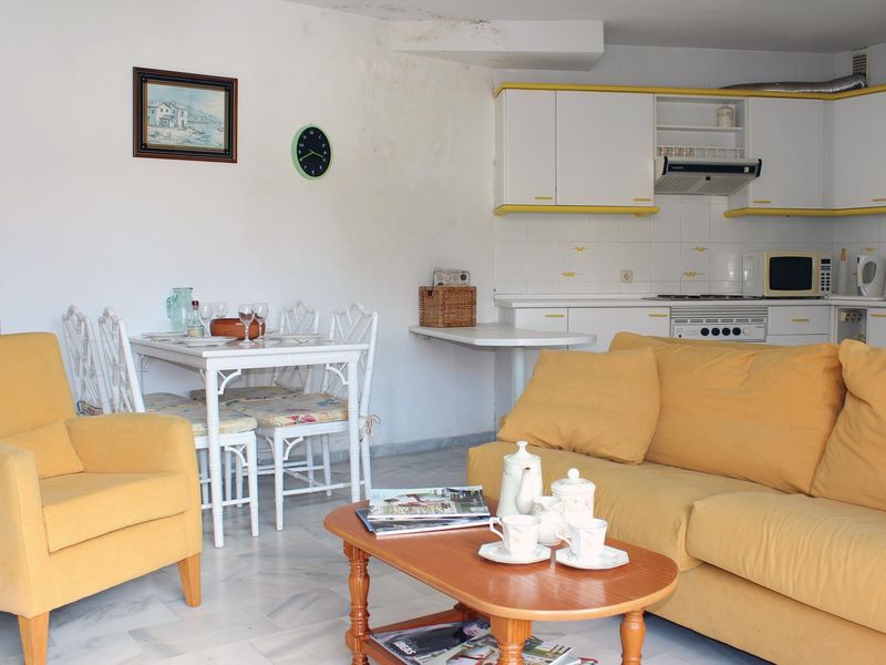 23721947-Ferienwohnung-4-Estepona-800x600-1