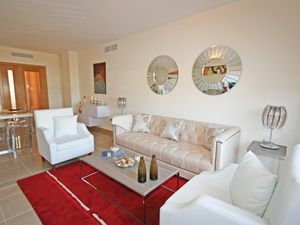 23724030-Ferienwohnung-5-Estepona-300x225-5