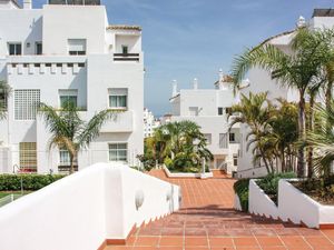 23737932-Ferienwohnung-6-Estepona-300x225-5