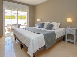 23738499-Ferienwohnung-5-Estepona-300x225-3