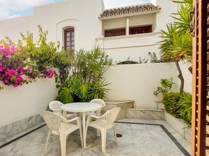 23762117-Ferienwohnung-4-Estepona-300x225-1