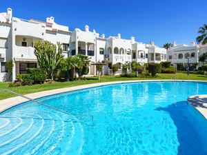 23867322-Ferienwohnung-7-Estepona-300x225-0