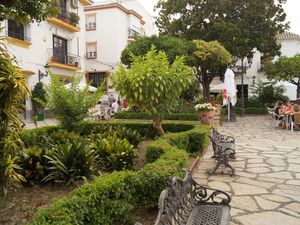 23844337-Ferienwohnung-4-Estepona-300x225-3