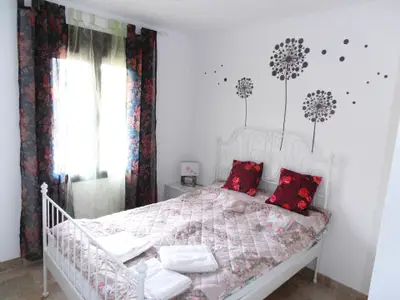 Schlafzimmer 2