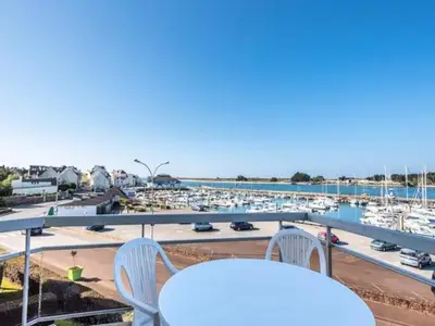 Ferienwohnung für 6 Personen (42 m²) in Étel 1/10