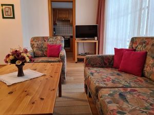 21644885-Ferienwohnung-4-Ettal-300x225-5