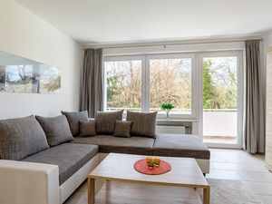 23128851-Ferienwohnung-3-Eutin-300x225-2