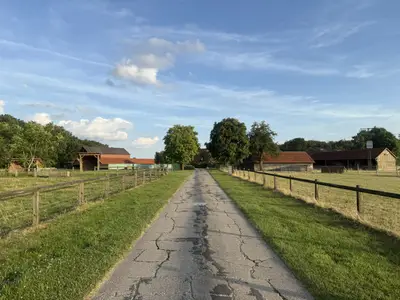 Zufahrt am Hof König in Everswinkel