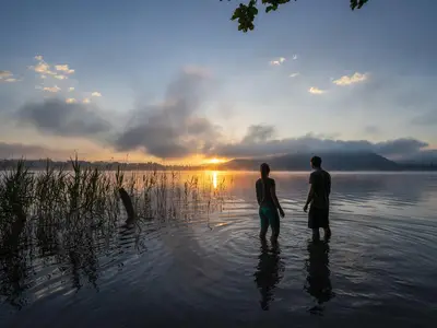 Slow-Trail-Faaker-See-Sonnenaufgang-3_Region-Villa