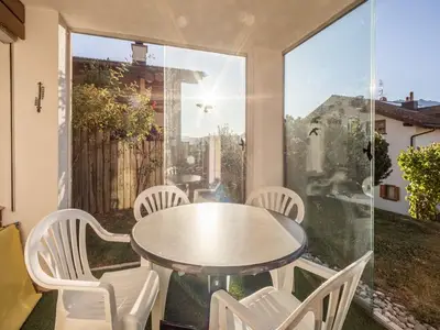 Ferienwohnung für 2 Personen in Falera 6/10