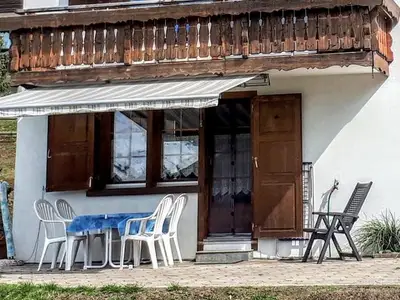 Ferienwohnung für 2 Personen in Falera 8/10