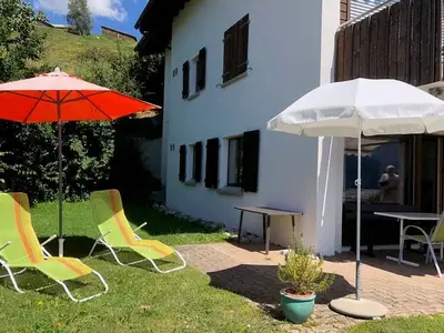 Ferienwohnung für 4 Personen in Falera 2/10