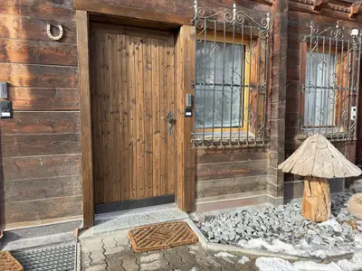 Privater Eingang mit Zahlencode