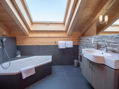 Ferienwohnung für 6 Personen (120 m²) in Farchant 1/10