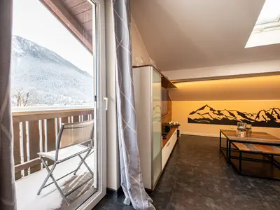 Ferienwohnung für 3 Personen (42 m²) in Farchant 1/10