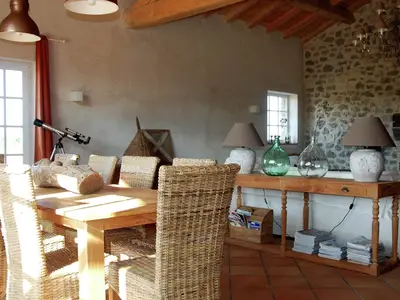 DiningRoom