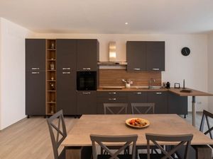 23887683-Ferienwohnung-6-Fasano-300x225-1