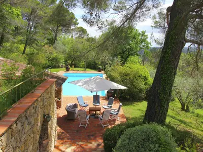 PoolOfHouse