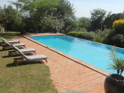 PoolOfHouse