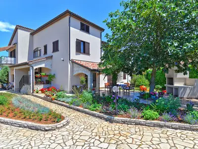 Ferienwohnung für 8 Personen (132 m²) in Valbandon 2/10