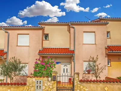 Ferienwohnung für 7 Personen (90 m²) in Fažana 2/10