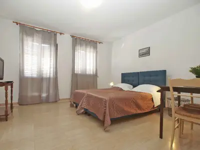 Ferienwohnung für 4 Personen (40 m²) in Valbandon 1/10