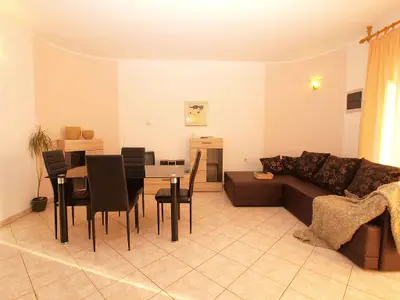 Ferienwohnung für 5 Personen (57 m²) in Valbandon 1/10