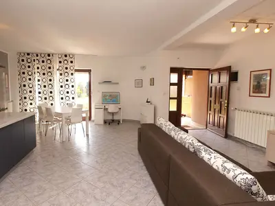 Ferienwohnung für 5 Personen (70 m²) in Valbandon 1/10