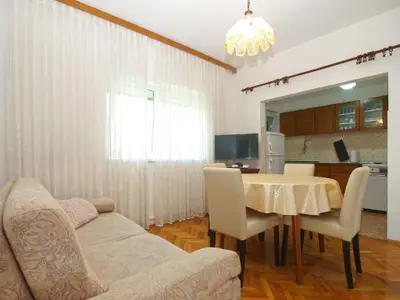 Ferienwohnung für 5 Personen (80 m²) in Valbandon 1/10