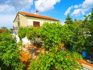 Ferienwohnung für 3 Personen (40 m²) in Fažana