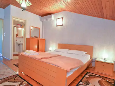 Ferienwohnung für 3 Personen (40 m²) in Valbandon 1/10