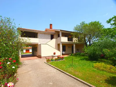 Ferienwohnung für 4 Personen (75 m²) in Valbandon 2/10